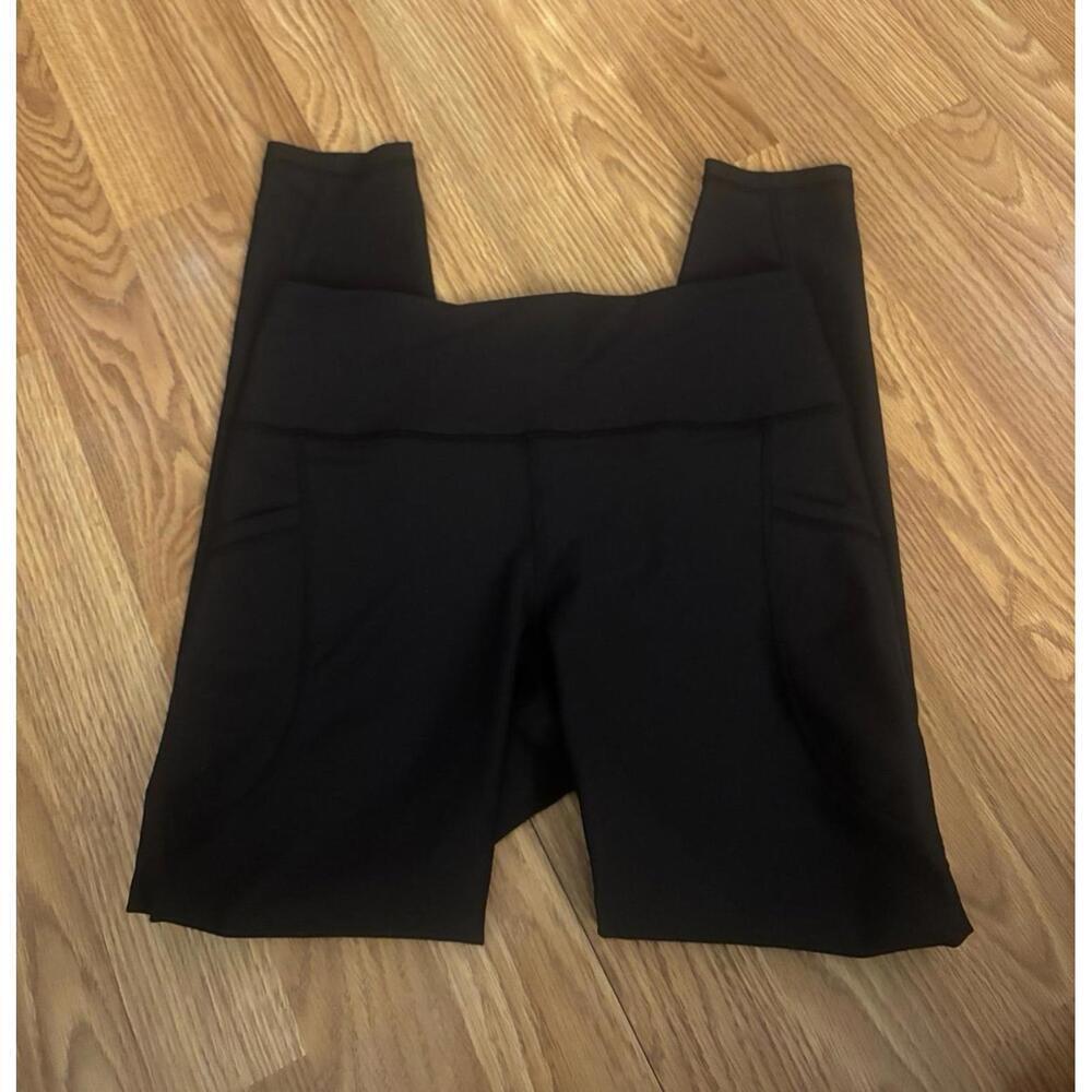 Old Navy Active High Rise Leggings Size Medium - Picture 7 of 8